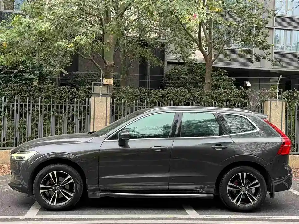 Volvo XC60 T5 4 WD Smart Vision