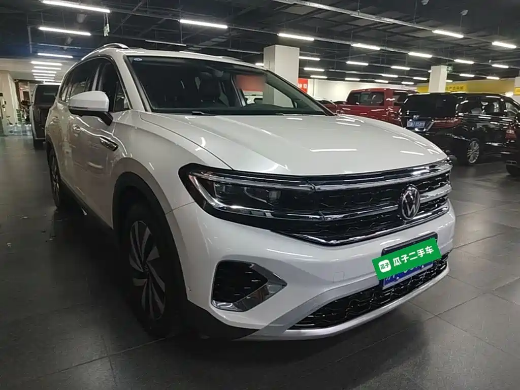 Talagon 380 TSI 4 WD Luxury Premium Realm Pro