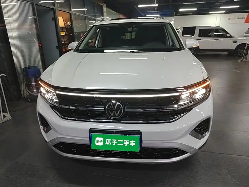 Talagon 380 TSI 4 WD Luxury Premium Realm Pro