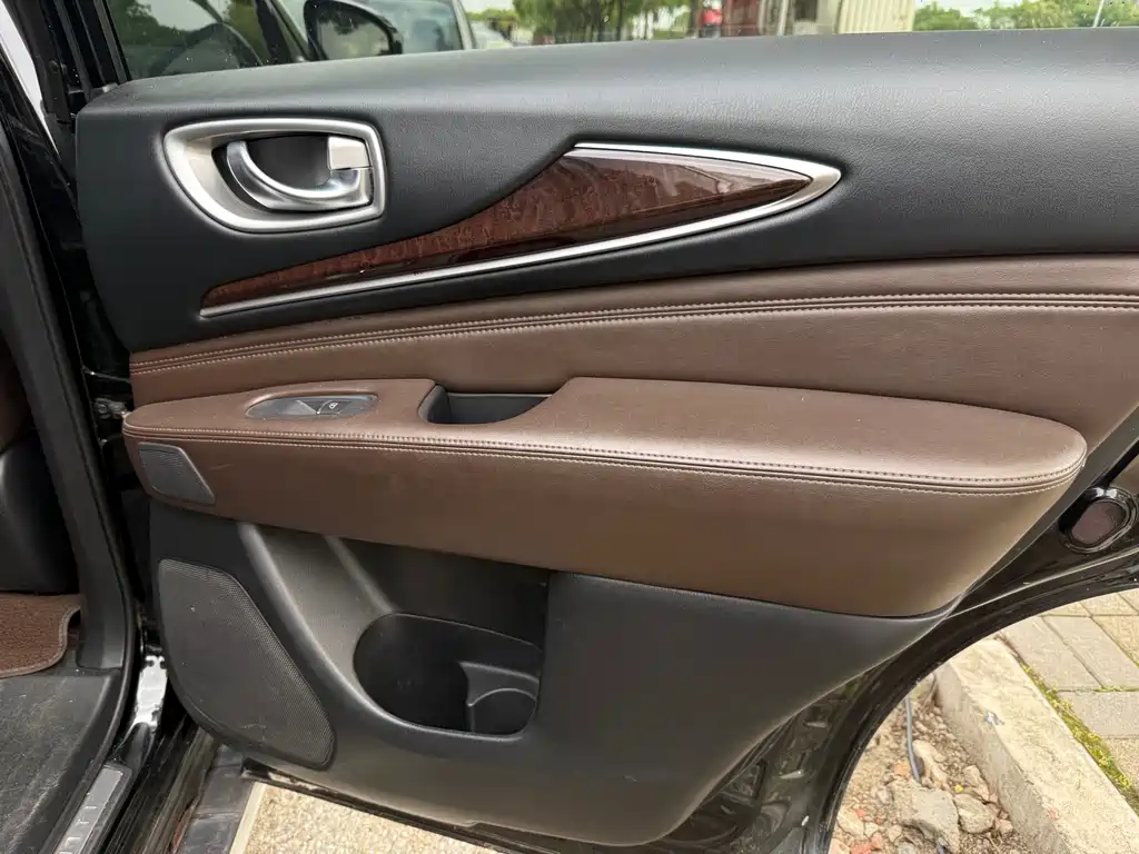 Infiniti JX JX35 4 WD All-round