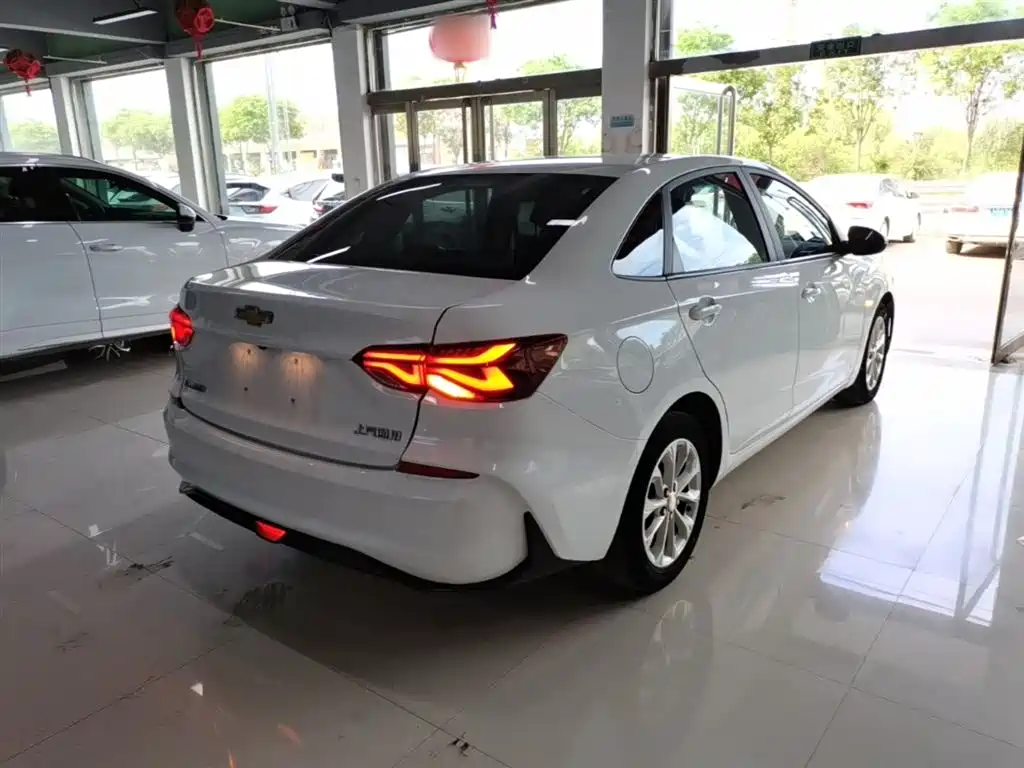 Monza 1.5 L DCT Pleasure