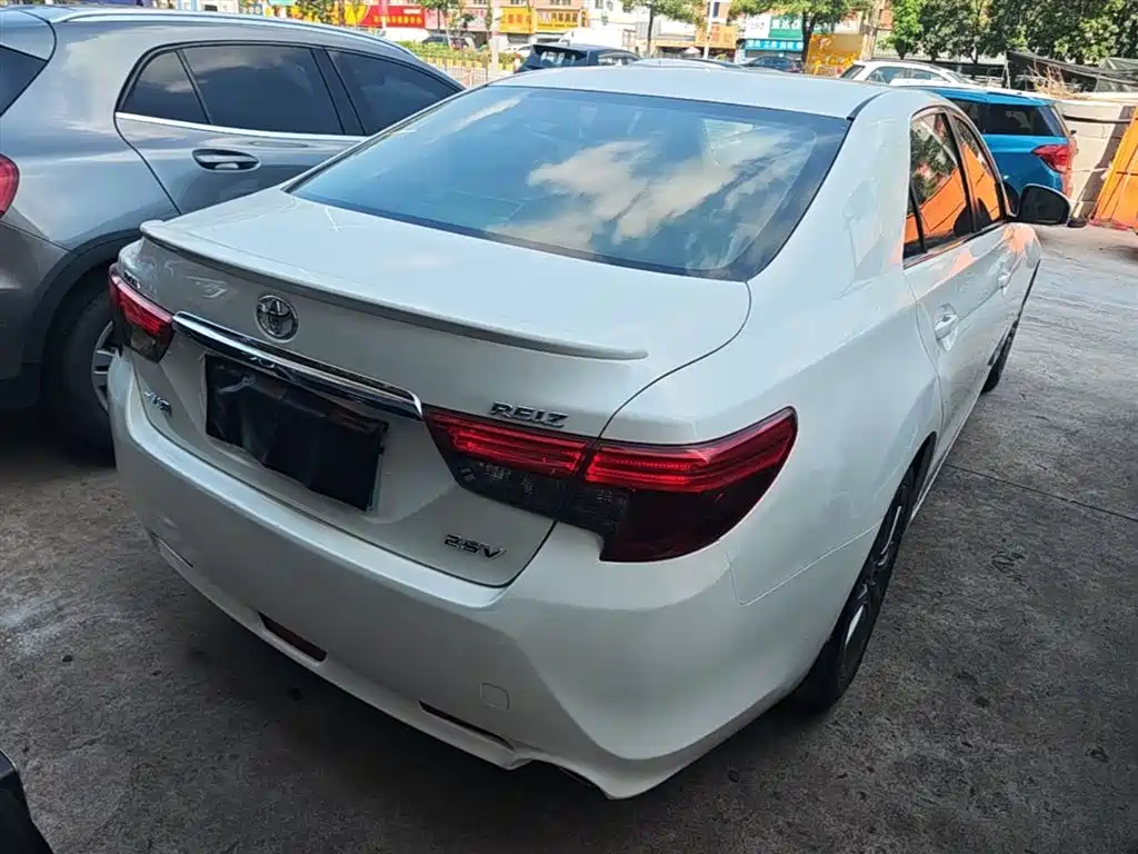 Mark X 2.5 V Style Sharp