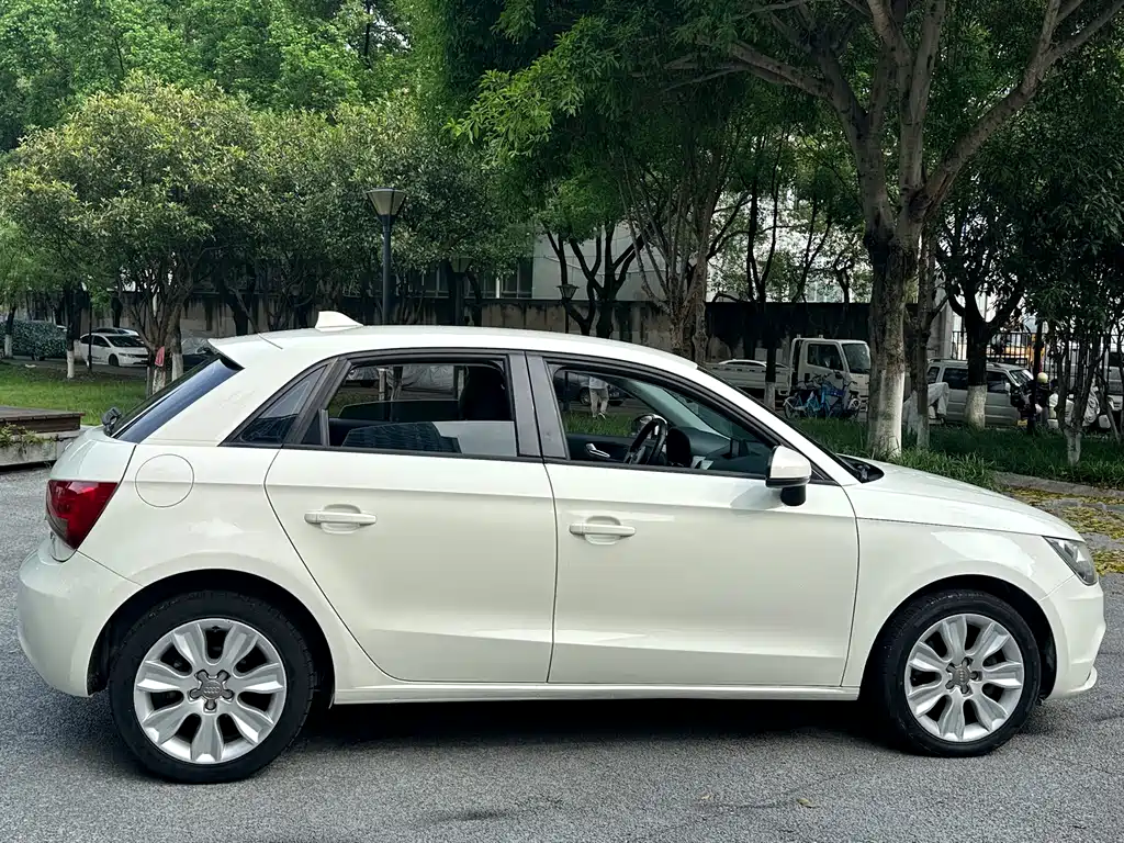 Audi A1 30 TFSI Sportback Urban