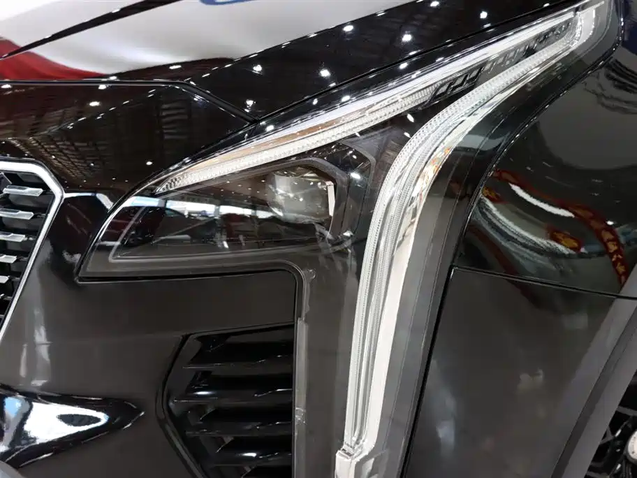 Cadillac XT4 28 T 2 WD Luxury