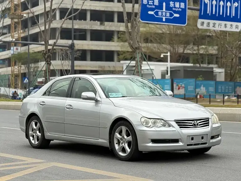 Toyota Mark X 2.5 V Style Luxury Navigation