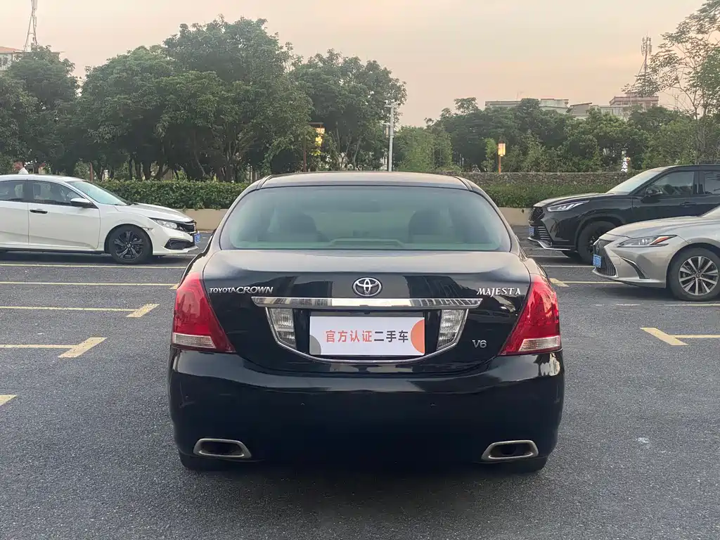Crown 皇冠 2010款 2.5 L Royal 真皮版