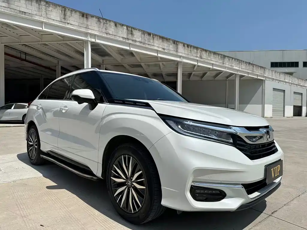 Avancier 370 TURBO 4 WD Supreme