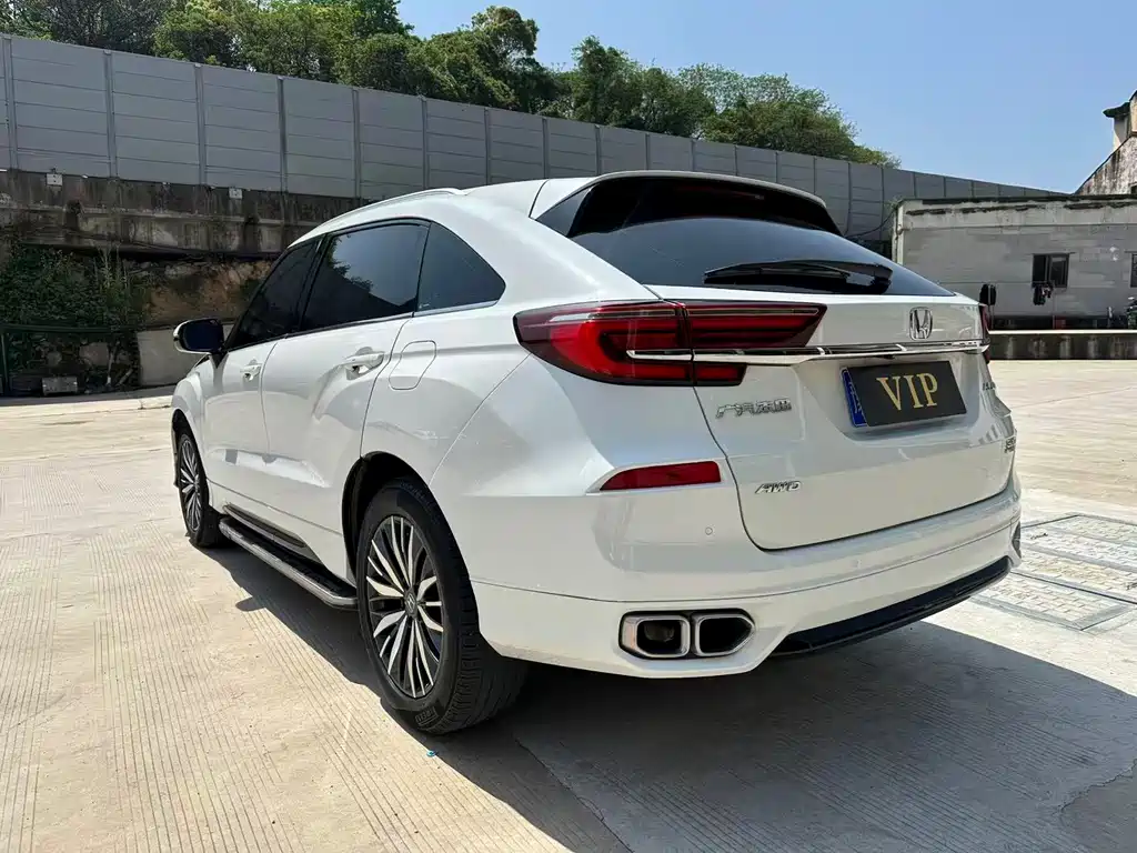 Avancier 370 TURBO 4 WD Supreme