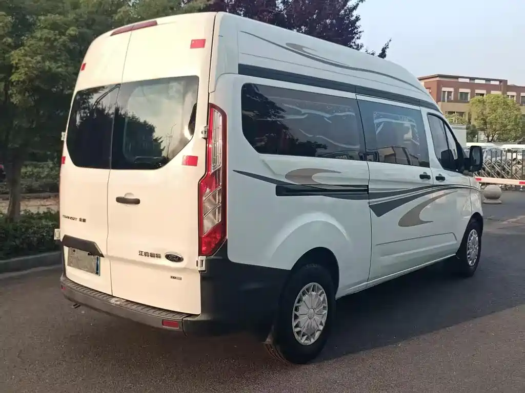 Transit 2.0 T Diesel Multi-purpose Commercial MWB Mid Roof CN-IV