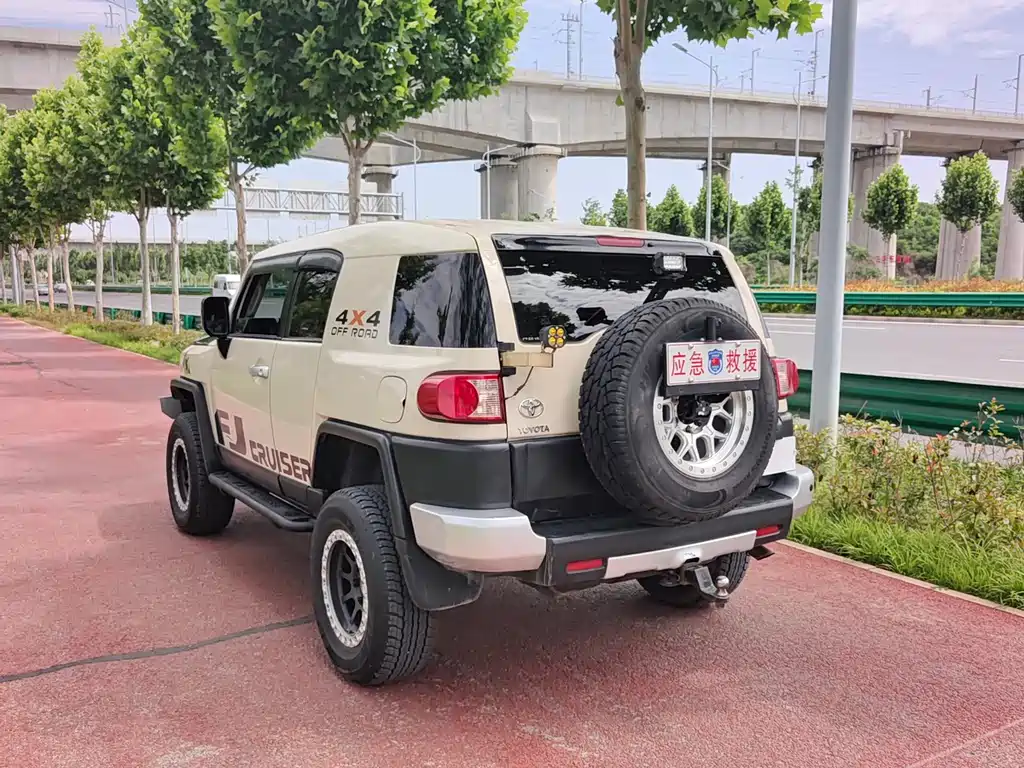 FJ Cruiser 4.0 L