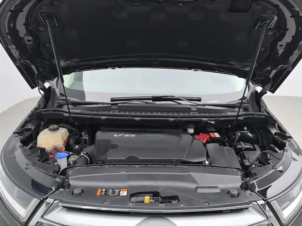 Edge 2.7 T GTDi 4 WD Supreme Sharp 7-seat