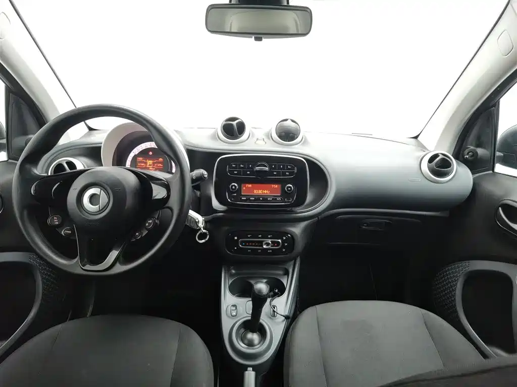 smart fortwo 1.0 L 52 kW Hardtop Agile