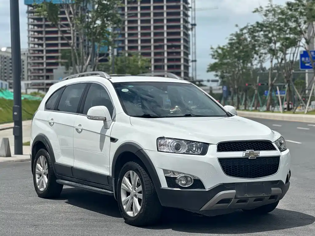 Captiva 2.4 L 2 WD City 7-seat