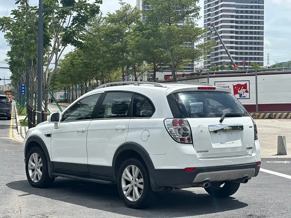Captiva 2.4 L 2 WD City 7-seat