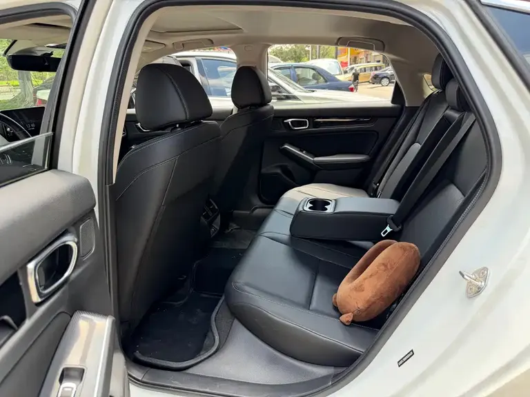 Honda Integra 型格 2023款 HATCHBACK 2.0 L e:HEV 锐·豪华版