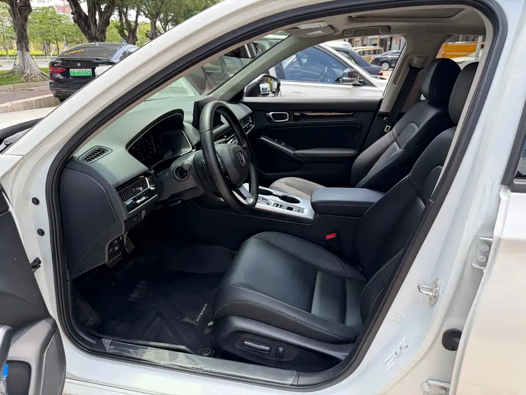 Integra 型格 2023款 HATCHBACK 2.0 L e:HEV 锐·豪华版