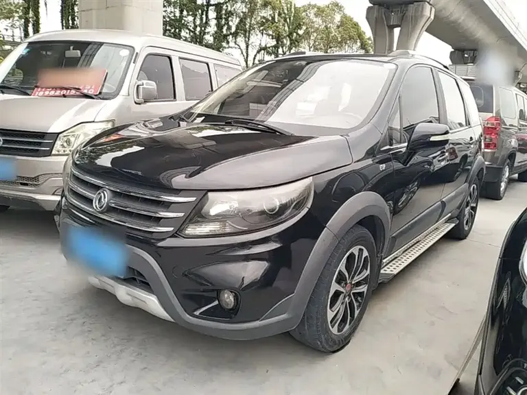Dongfeng Joyear X5 1.6 L Manual Premium