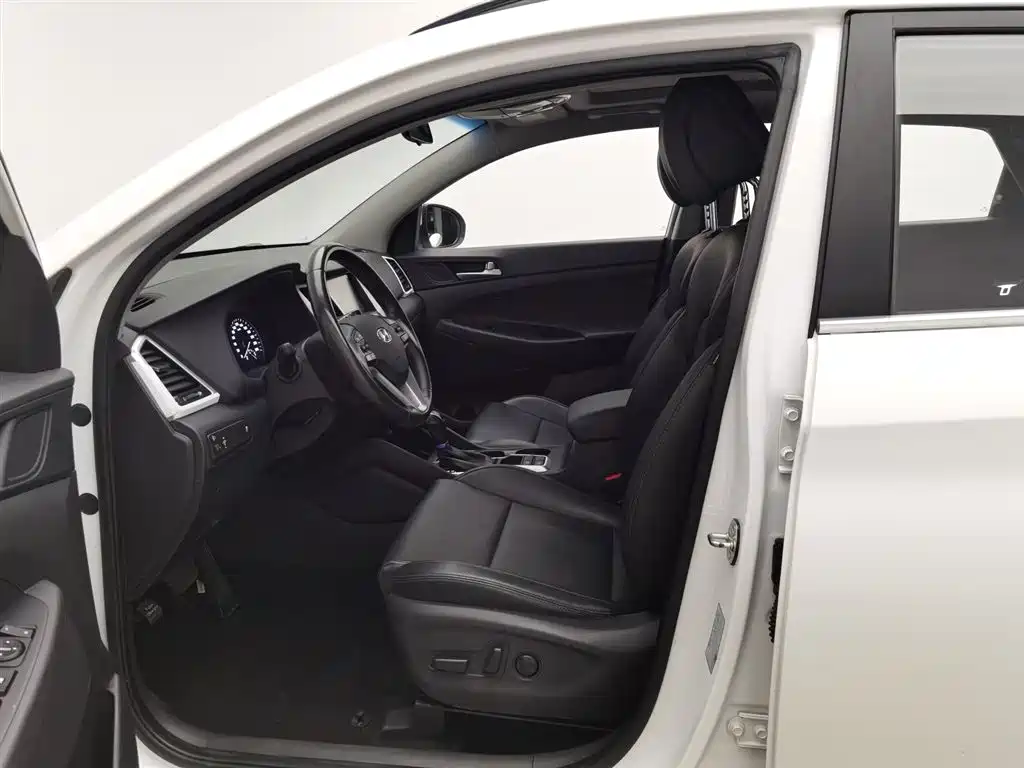 Tucson 1.6 T DCT 2 WD 15 Anniversary Special Edition