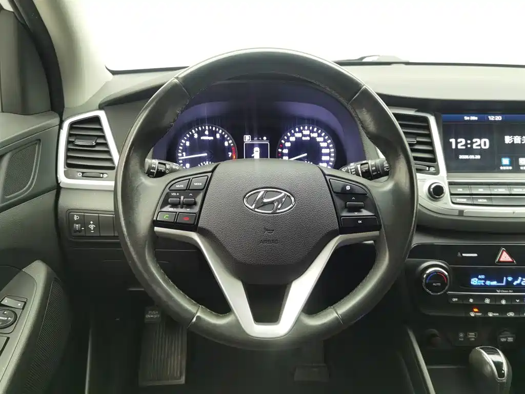 Tucson 1.6 T DCT 2 WD 15 Anniversary Special Edition