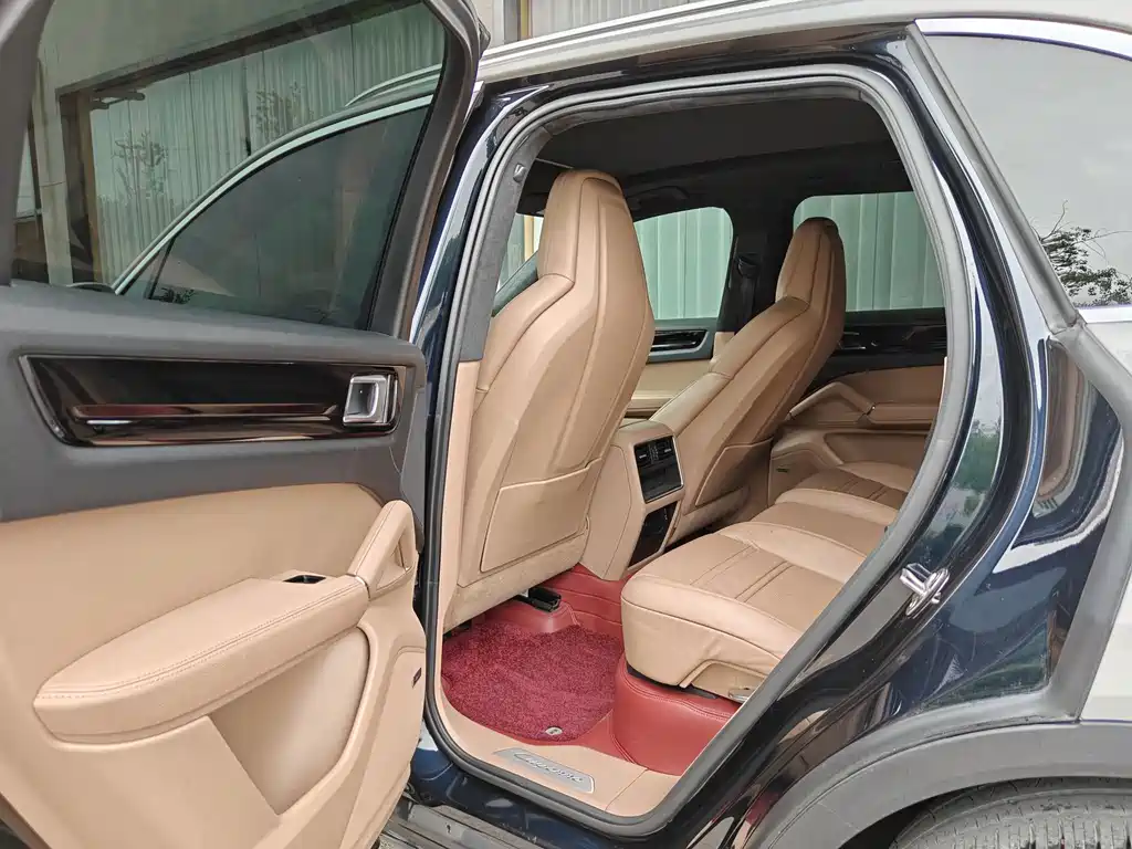 Cayenne NEV Cayenne E-Hybrid 2.0 T