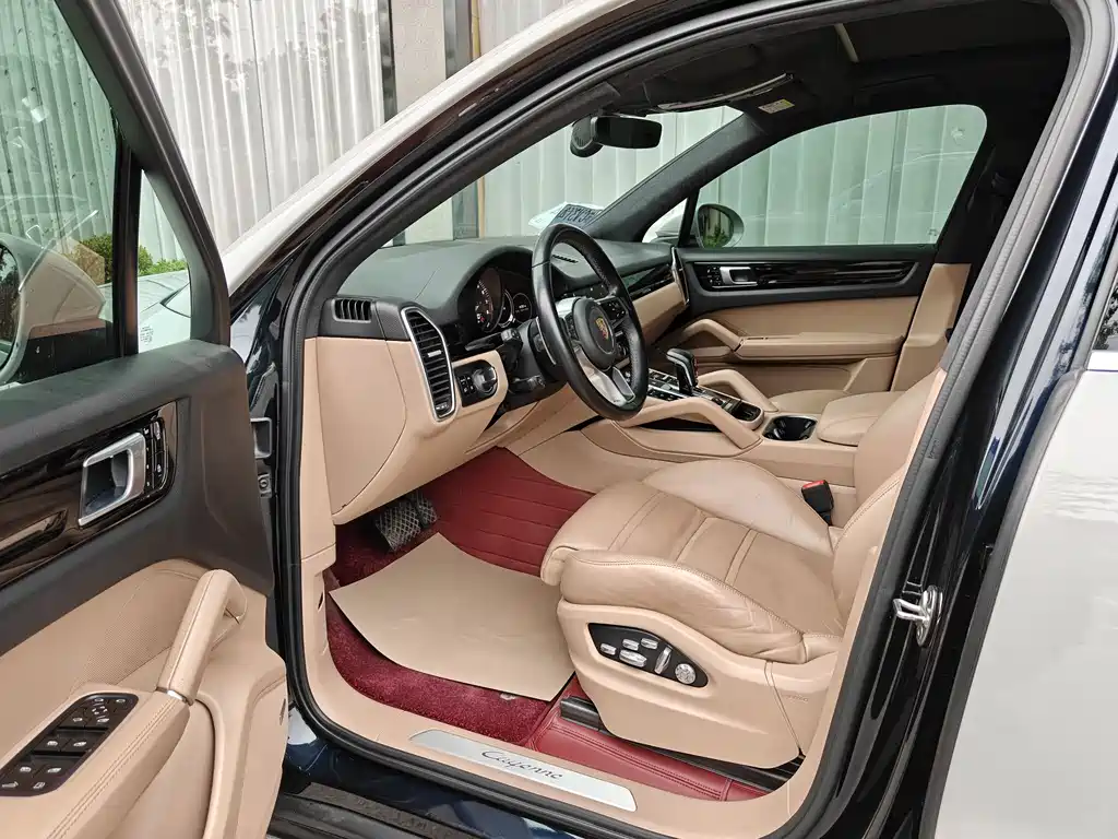 Cayenne NEV Cayenne E-Hybrid 2.0 T