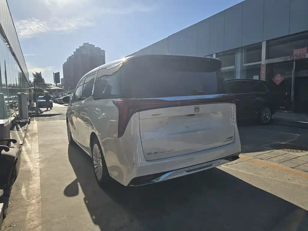 Century 2.0 T 4-seat Private