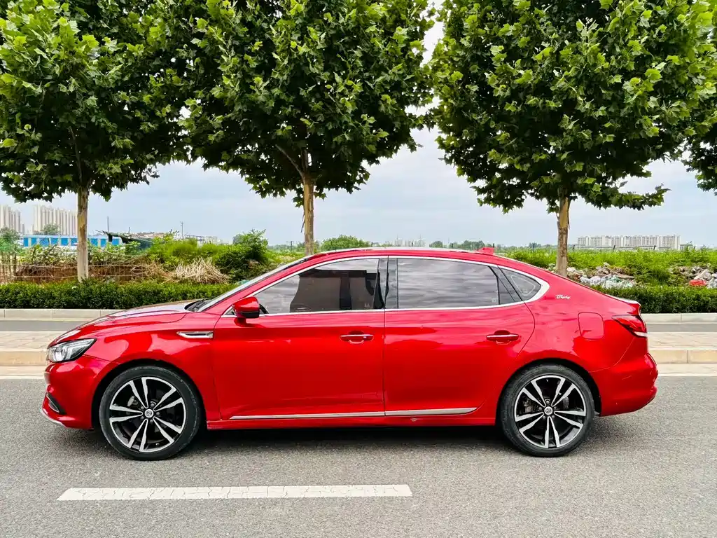 MG6 20 T Auto Trophy Premium Internet CN-V