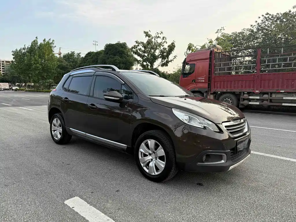 Peugeot 2008 2014 1.6 L Auto Fashion