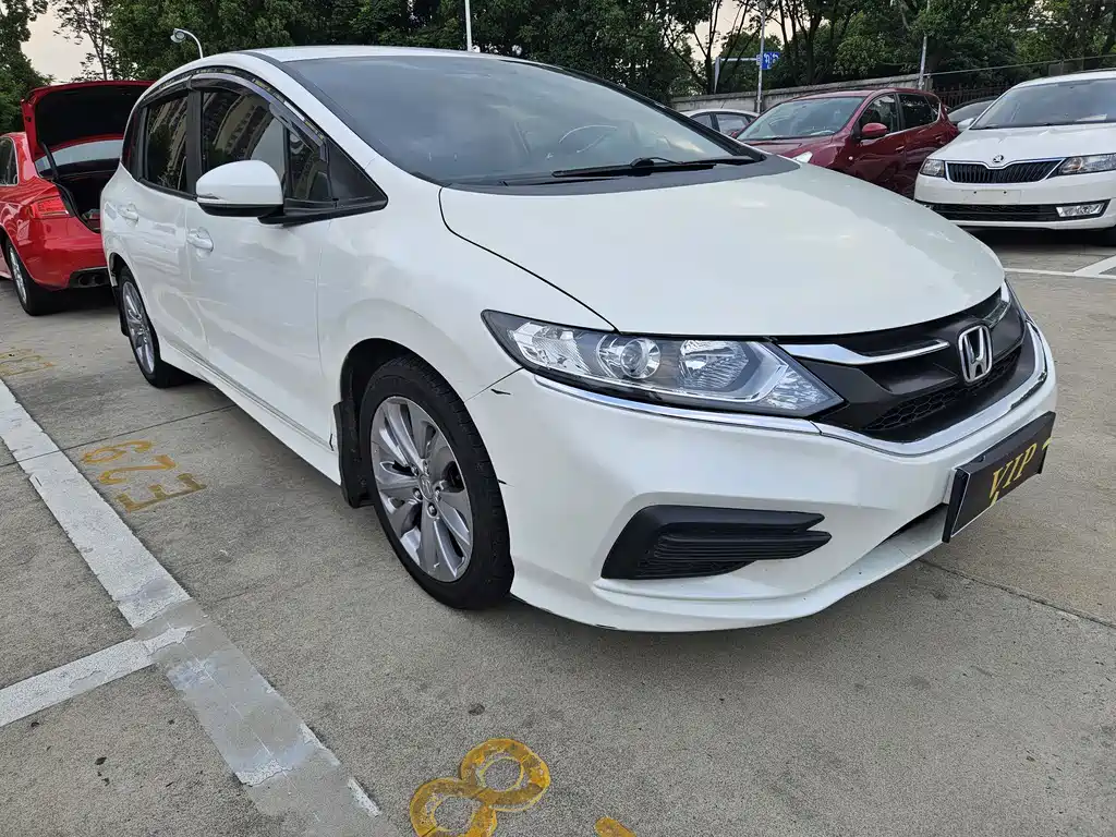 Jade 1.8 L Auto Classic 5-seat