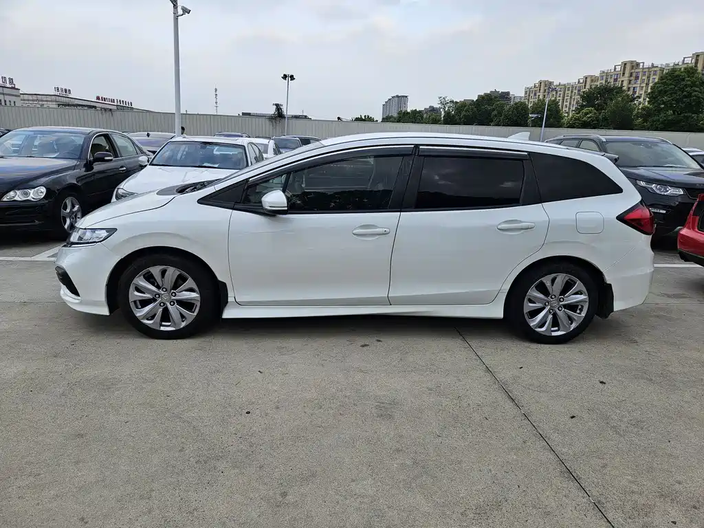 Jade 1.8 L Auto Classic 5-seat