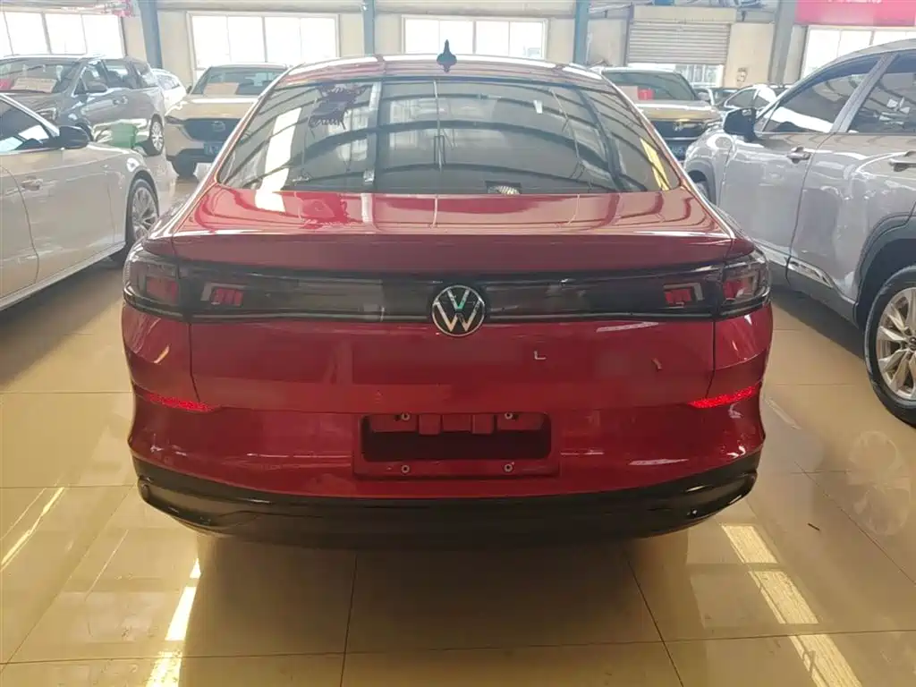 Lamando Lamando L 280 TSI DSG Dazzle Hot