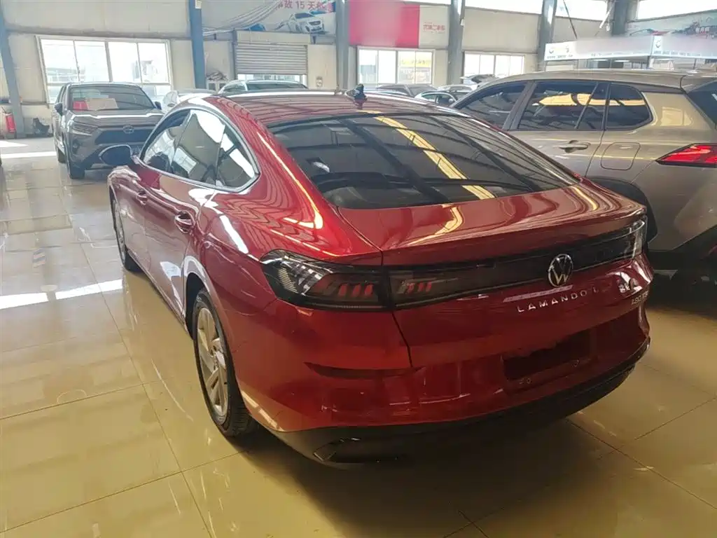 Lamando Lamando L 280 TSI DSG Dazzle Hot