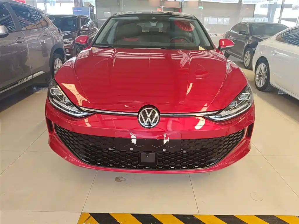 Lamando Lamando L 280 TSI DSG Dazzle Hot