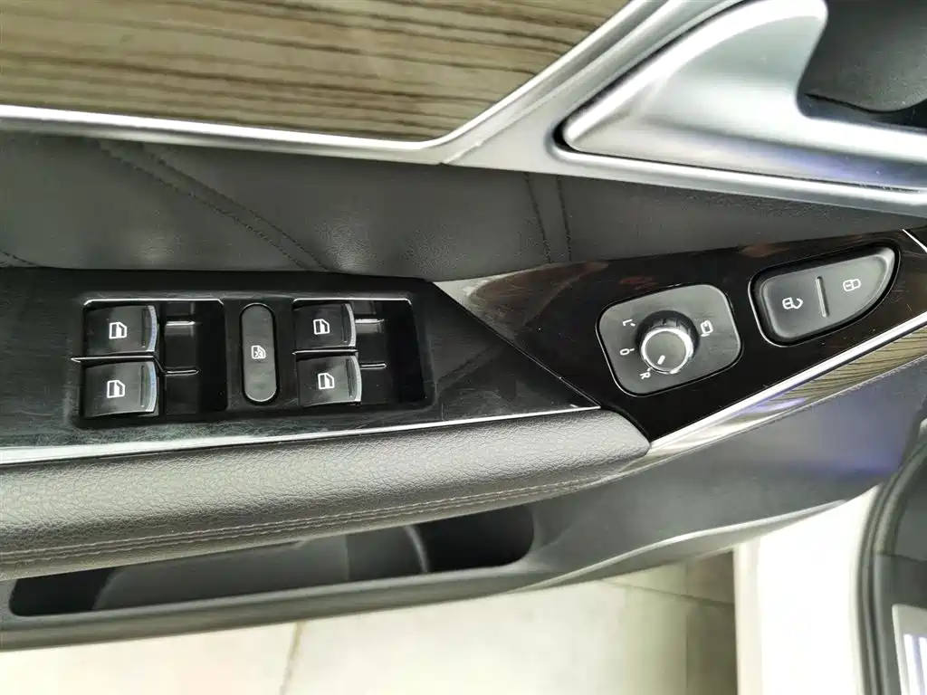 Haval H6 Coupe Blue Label 2.0 T Manual 2 WD Elite