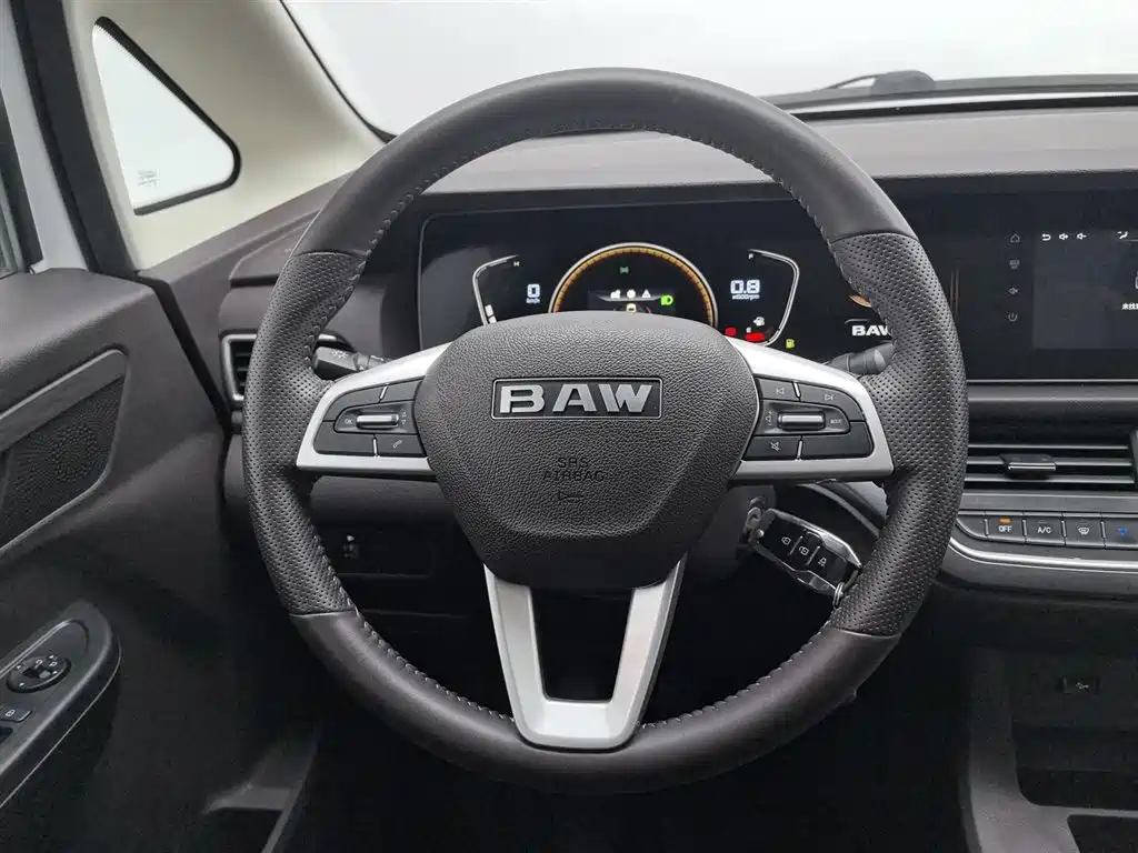 Ruisheng Ace M7 锐胜王牌M7 2023款 1.6 L 长轴创享型 7座