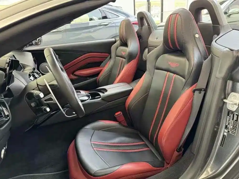 V8 Vantage V8 Vantage 2022款 4.0 T V8 Roadster