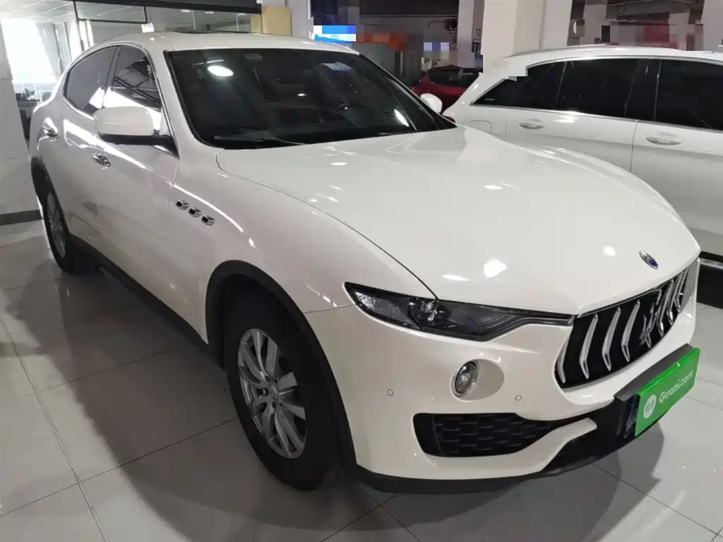 Levante 3.0 T Classic