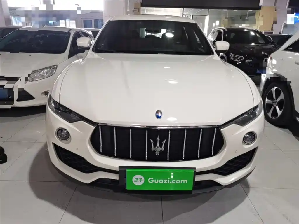 Levante 3.0 T Classic