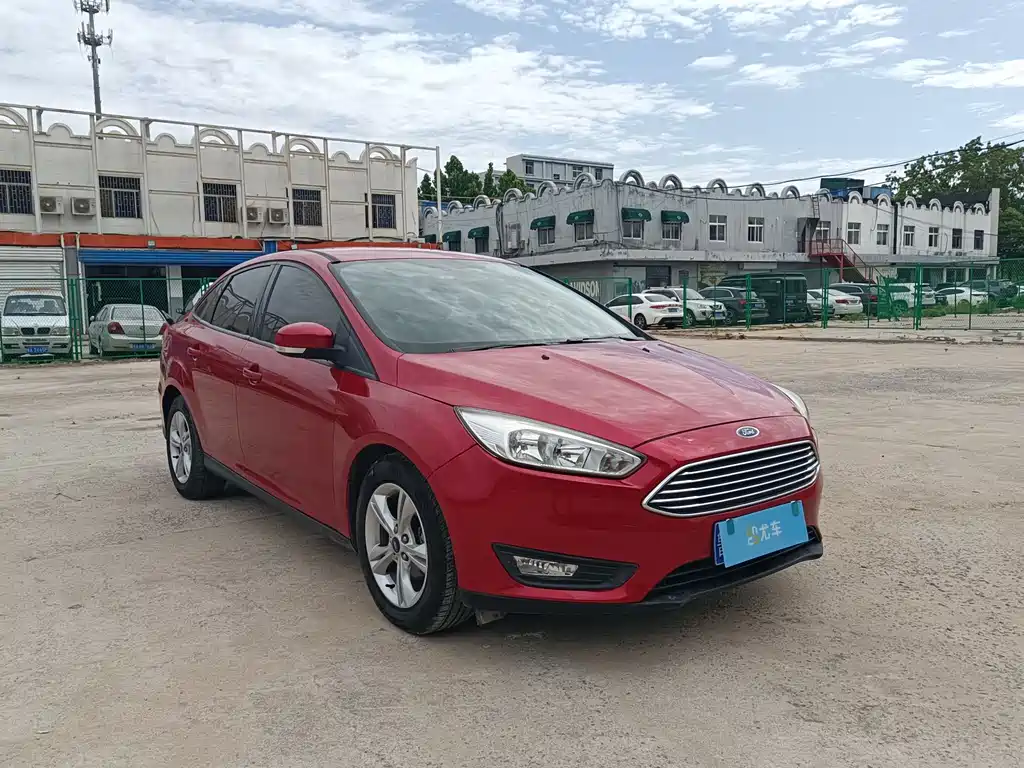 Focus Sedan 1.6 L Auto Comfort Smart Travel
