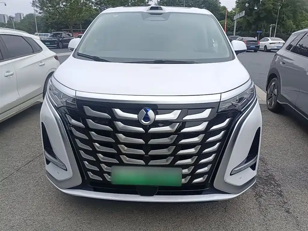 Denza D9 DM-i Smart Drive 1020 4 WD Flagship