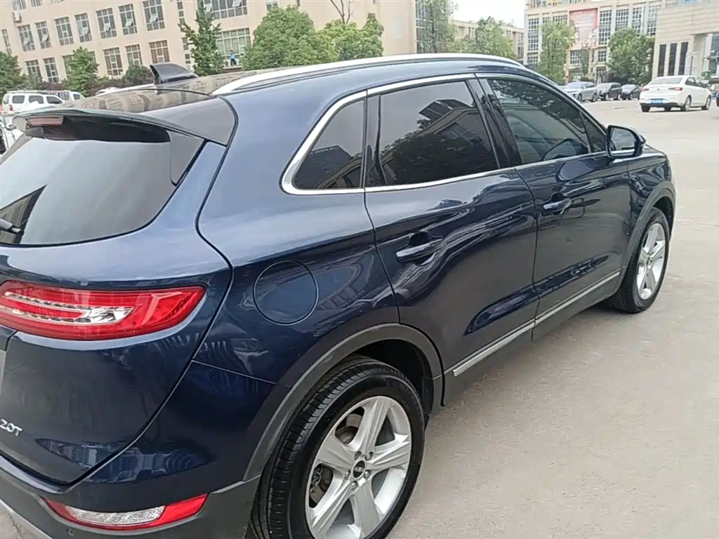 Lincoln MKC 2.0 T 2 WD Premium