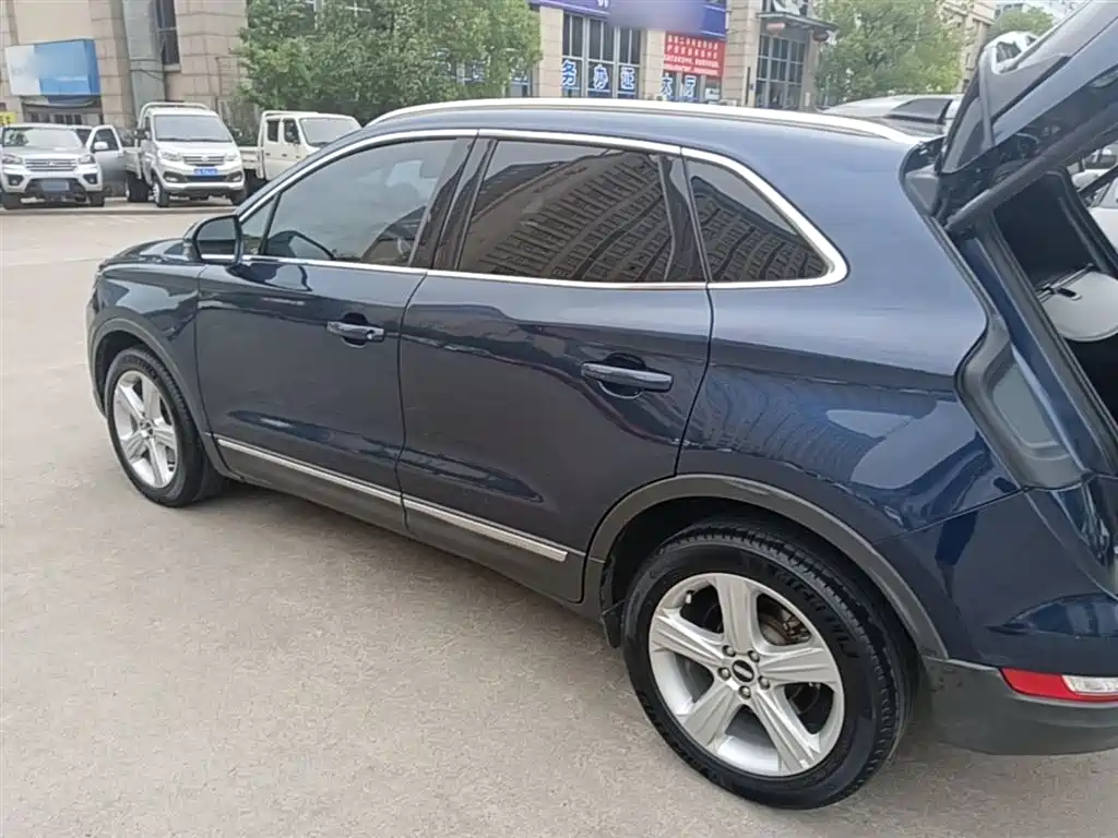 Lincoln MKC 2.0 T 2 WD Premium