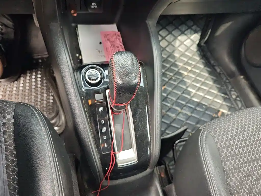 Kicks 1.5 L CVT Connected Luxury
