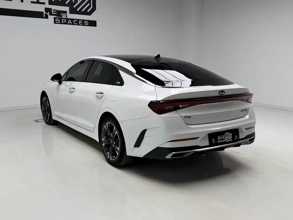 Kia K5 270 T CVVD Refreshed