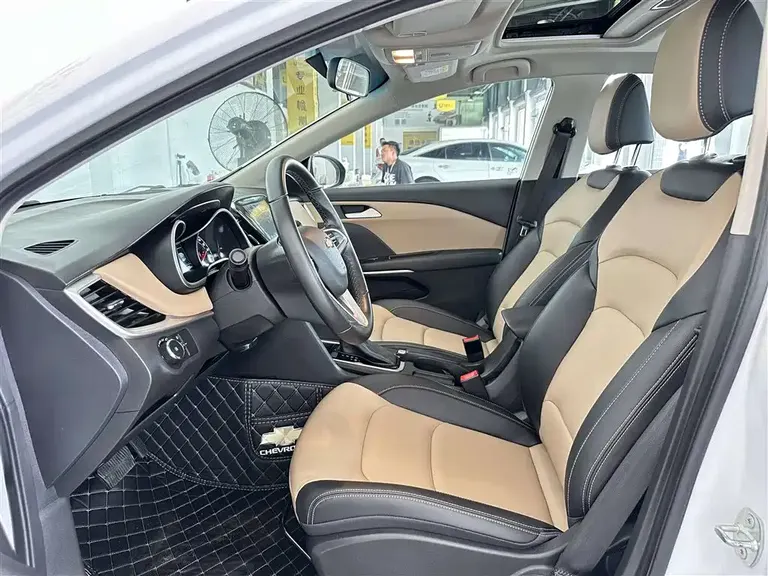 Chevrolet Monza 320 Auto Joy Enjoyment Sunroof