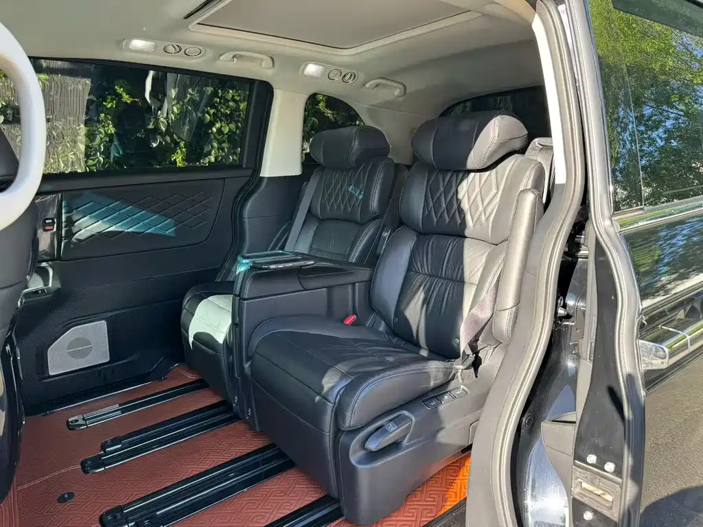 Elysion 2.0 L Hybrid Luxury