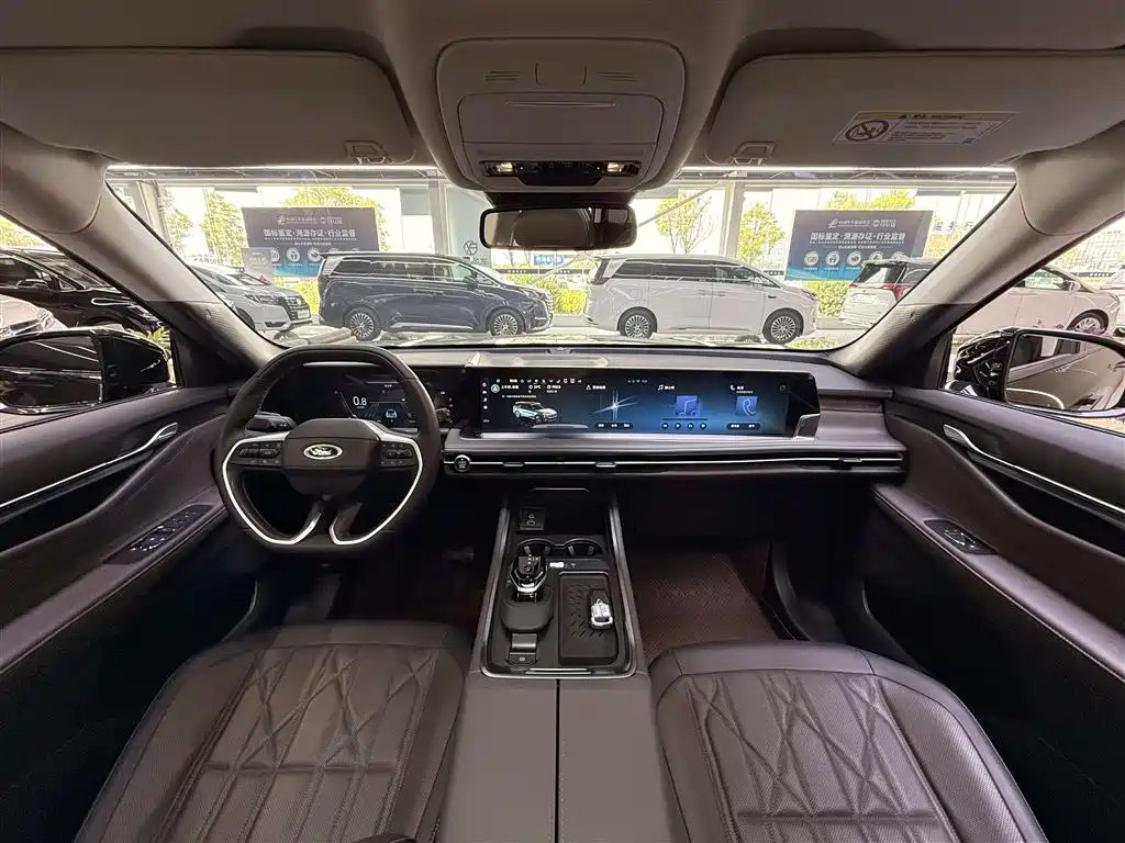 Edge Edge L 2.0 T EcoBoost 4 WD 7-seat Supreme