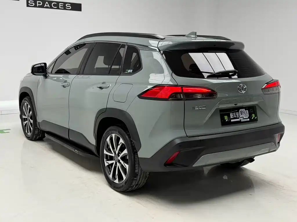 Corolla Cross 卡罗拉锐放 2023款 2.0 L 尊享版