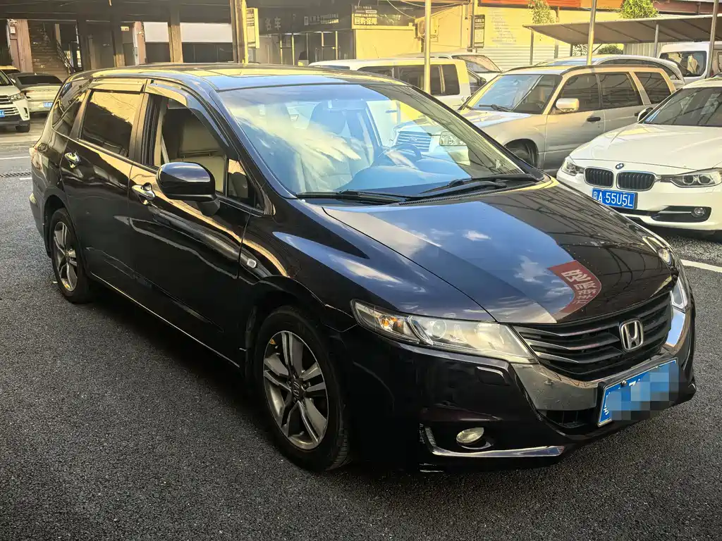 Odyssey 2.4 L Luxury