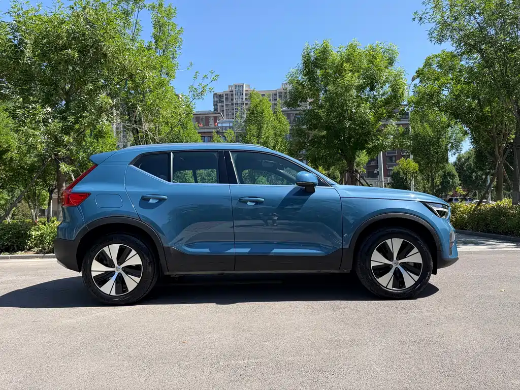 Volvo XC40 B3 Smart Vision Luxury